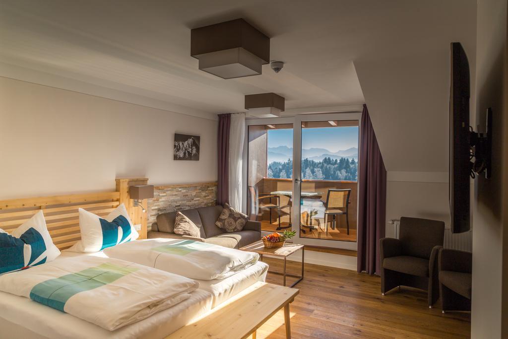 Hotel Christine Eisenberg  Eksteriør billede